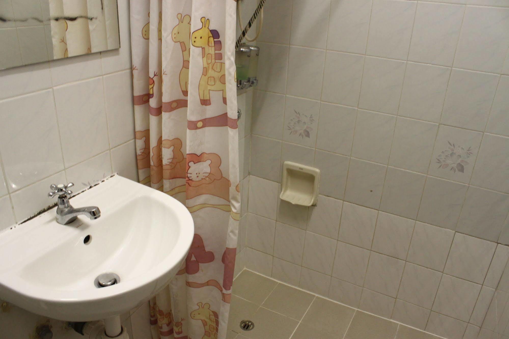 הונג קונג Osaka Hostel מראה חיצוני תמונה